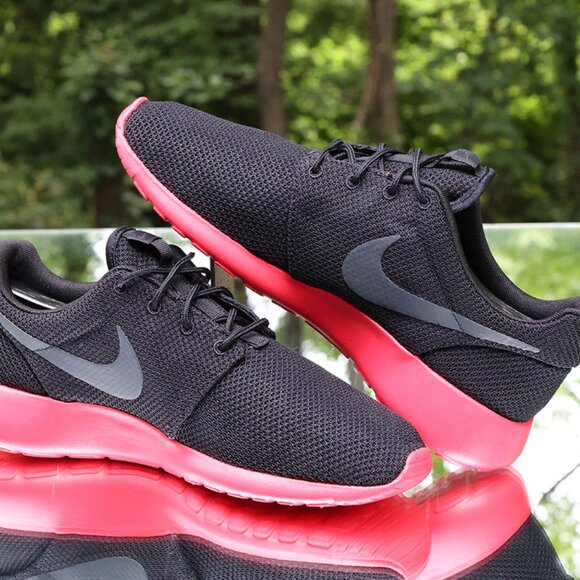 Nike Roshe Run Siren Red Men’s Size 10 main image 10